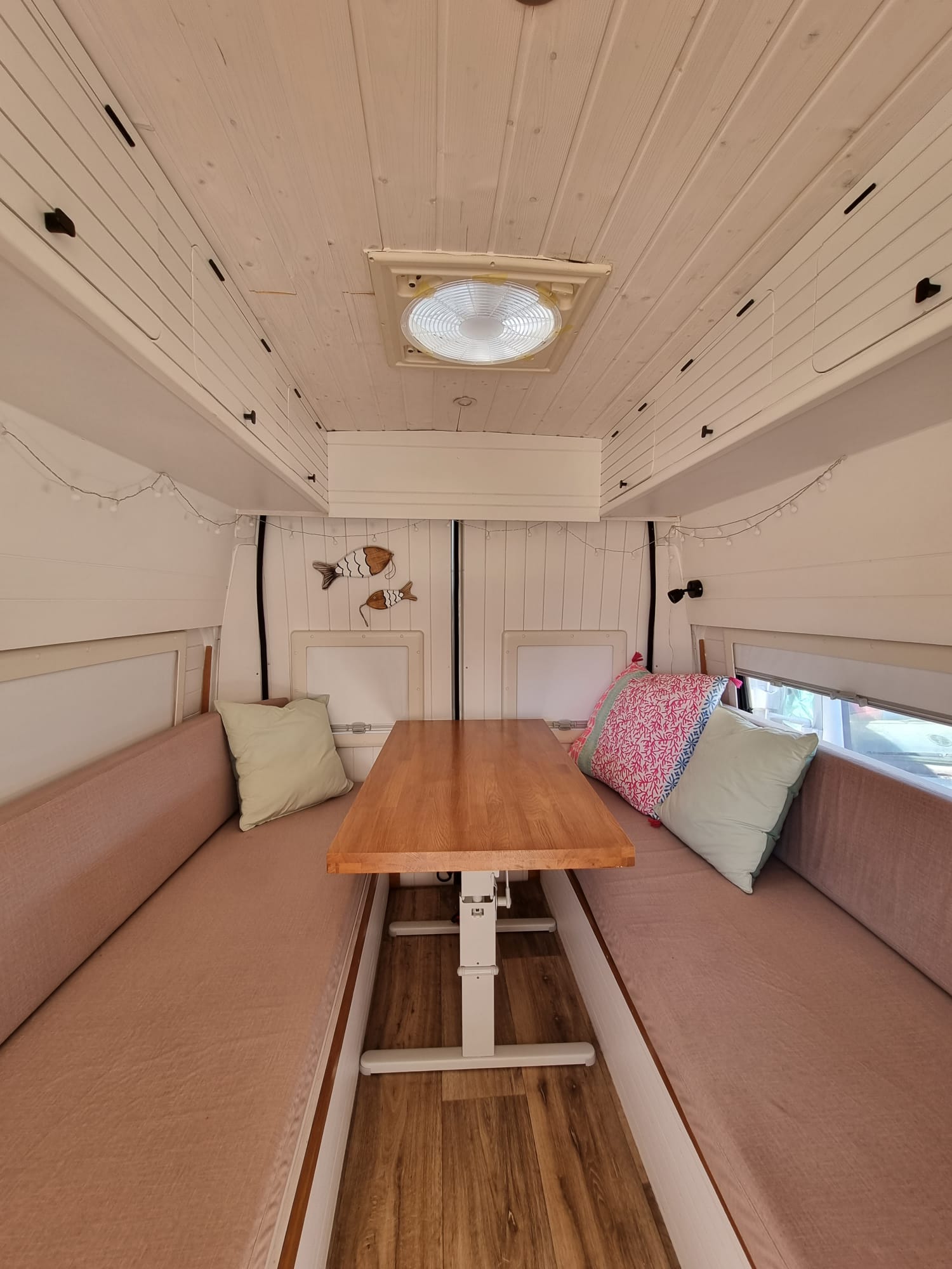 Whatsapp Image 2023 09 26 At 13.15.45 salón convertible cama furgoneta