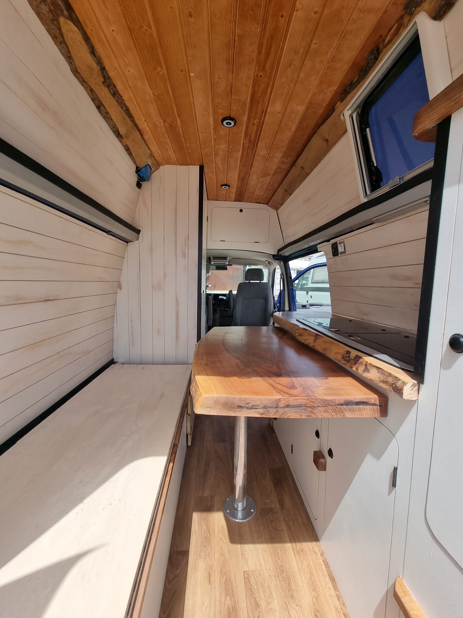 Whatsapp Image 2024 07 18 At 18.17.36 salón cama T5 camper